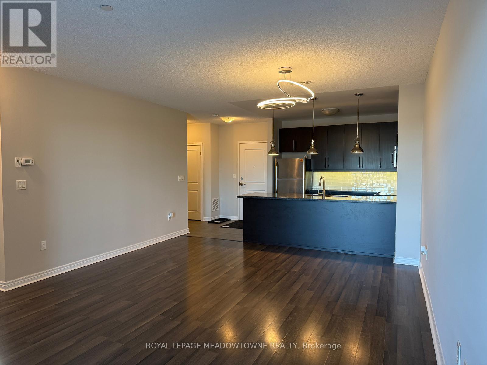 324 - 33 Whitmer Street, Milton, Ontario L9T 8P9 - Photo 3 - W12603904