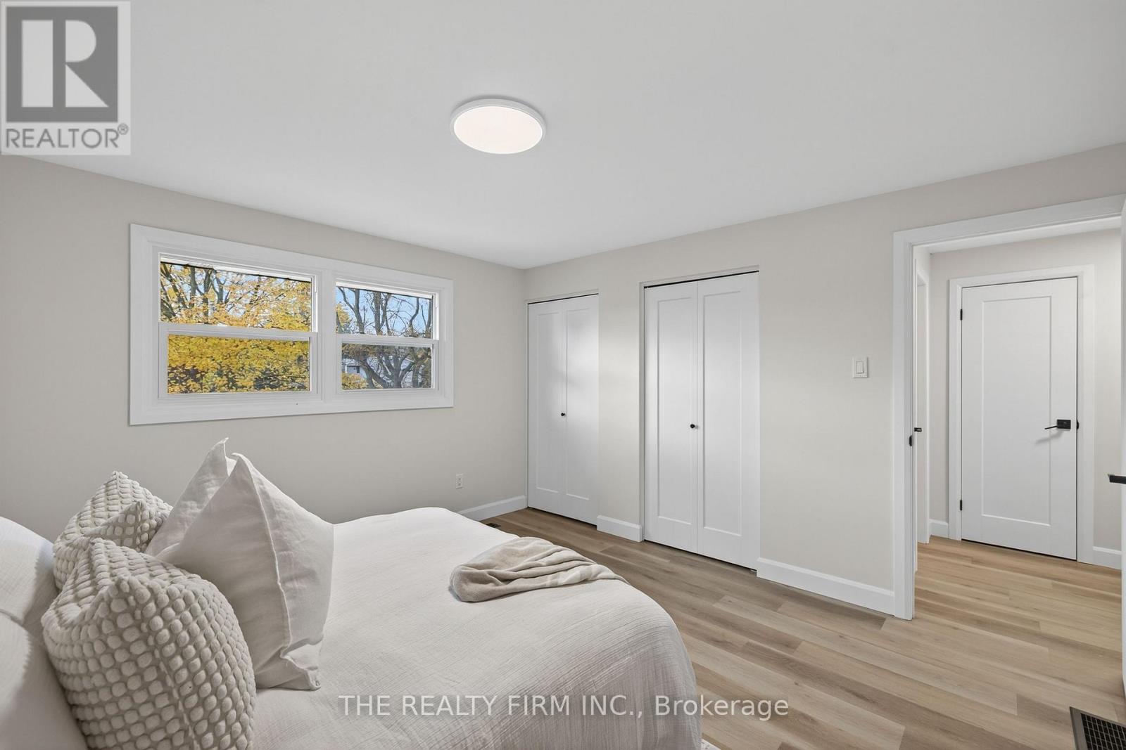 Photo 21 of 41 for 1180 Guildwood Boulevard