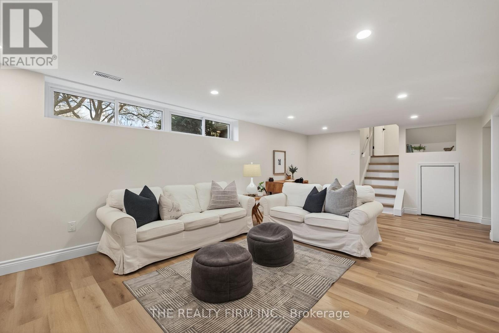 Photo 31 of 41 for 1180 Guildwood Boulevard