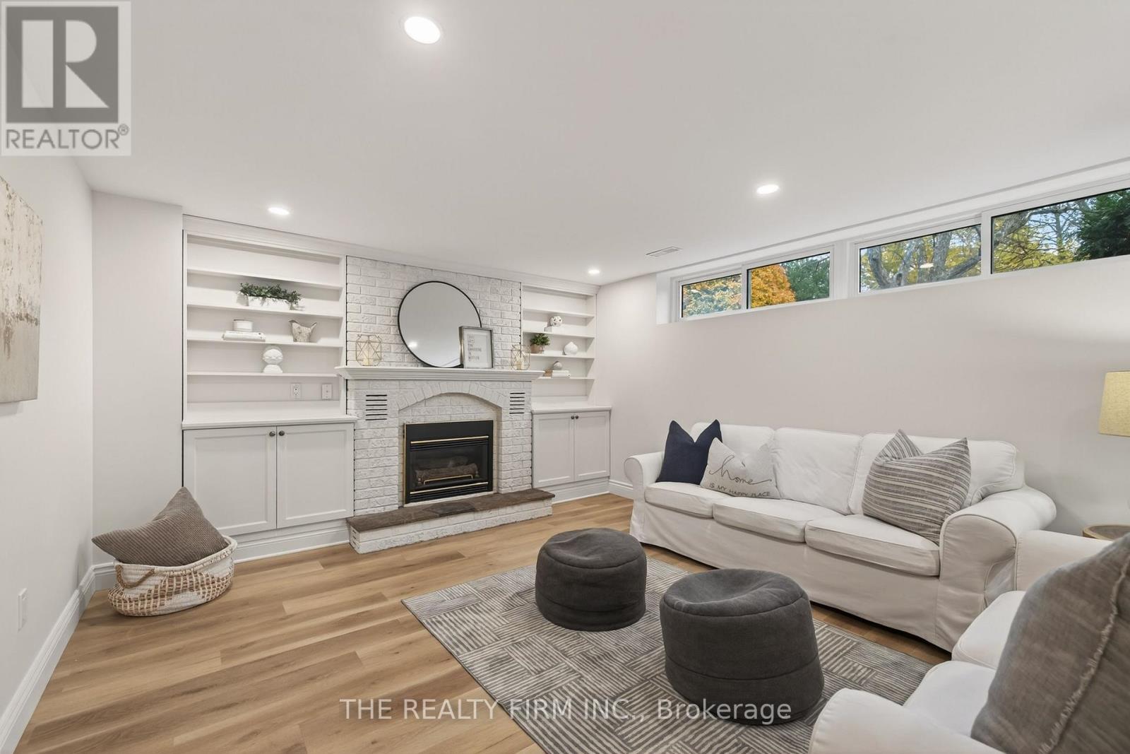 Photo 32 of 41 for 1180 Guildwood Boulevard