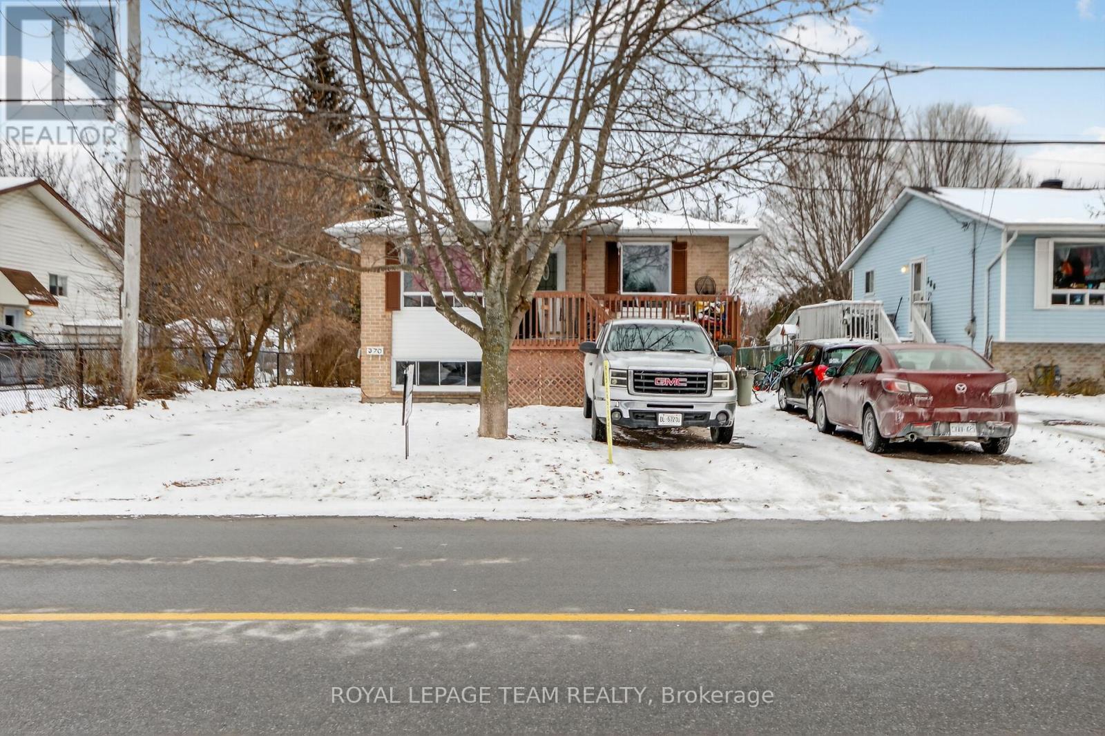 370 Joseph Street, Carleton Place, Ontario  K7C 4C1 - Photo 4 - X12606500
