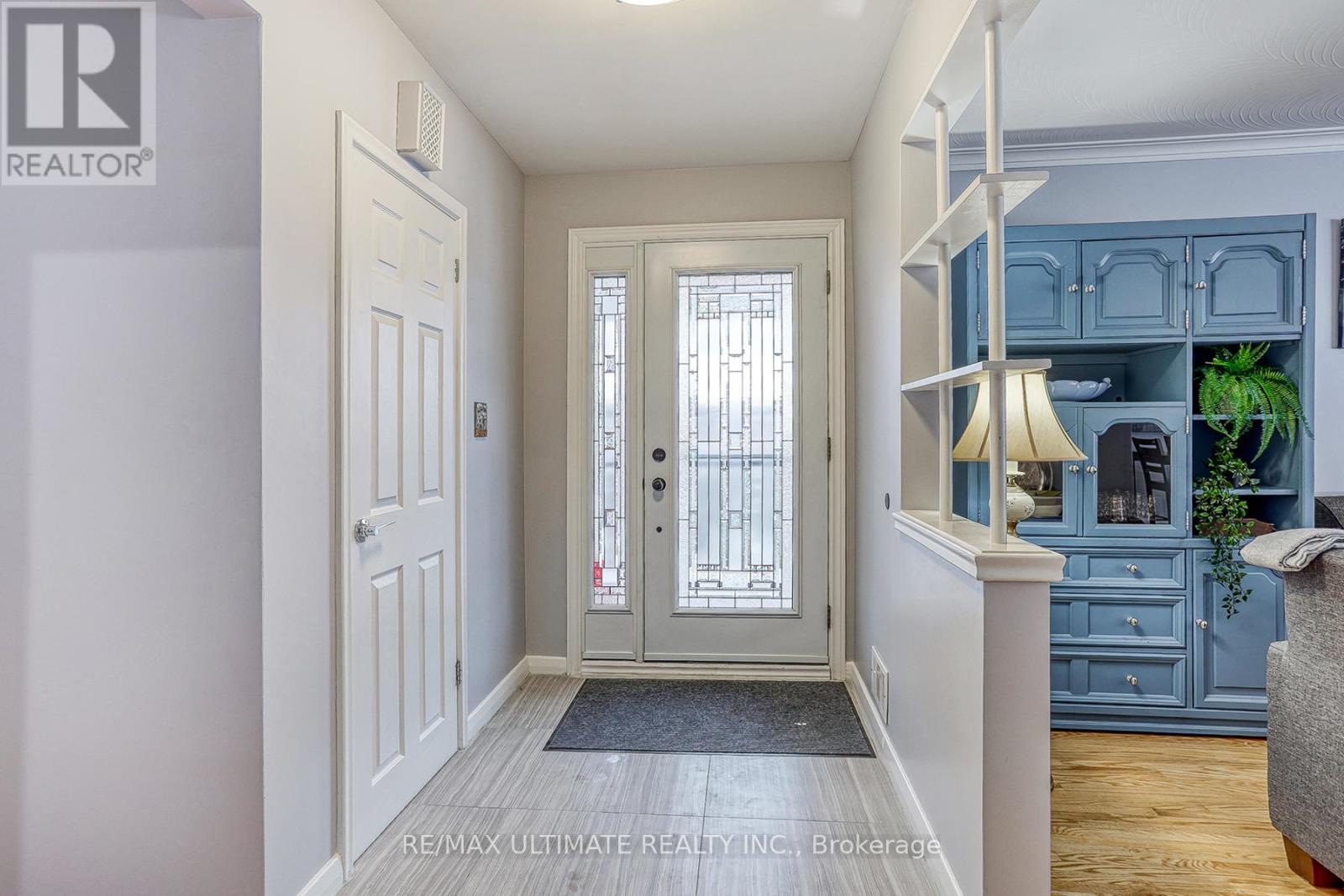 7 Chopin Avenue, Toronto, Ontario  M1K 2W3 - Photo 4 - E12609990