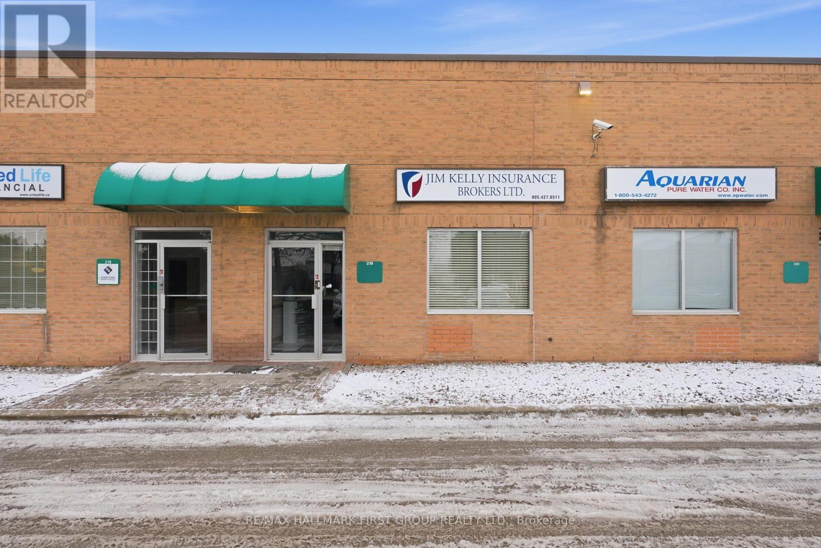 219 - 1885 Clements Road, Pickering, Ontario  L1W 3V4 - Photo 3 - E12610000