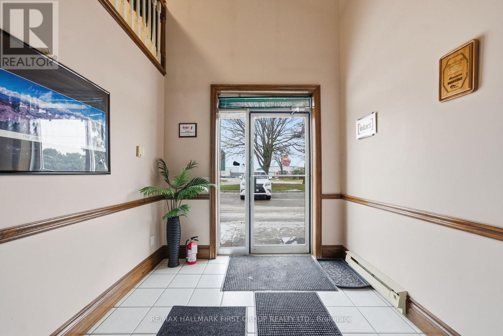 219 - 1885 Clements Road, Pickering, Ontario  L1W 3V4 - Photo 5 - E12610000