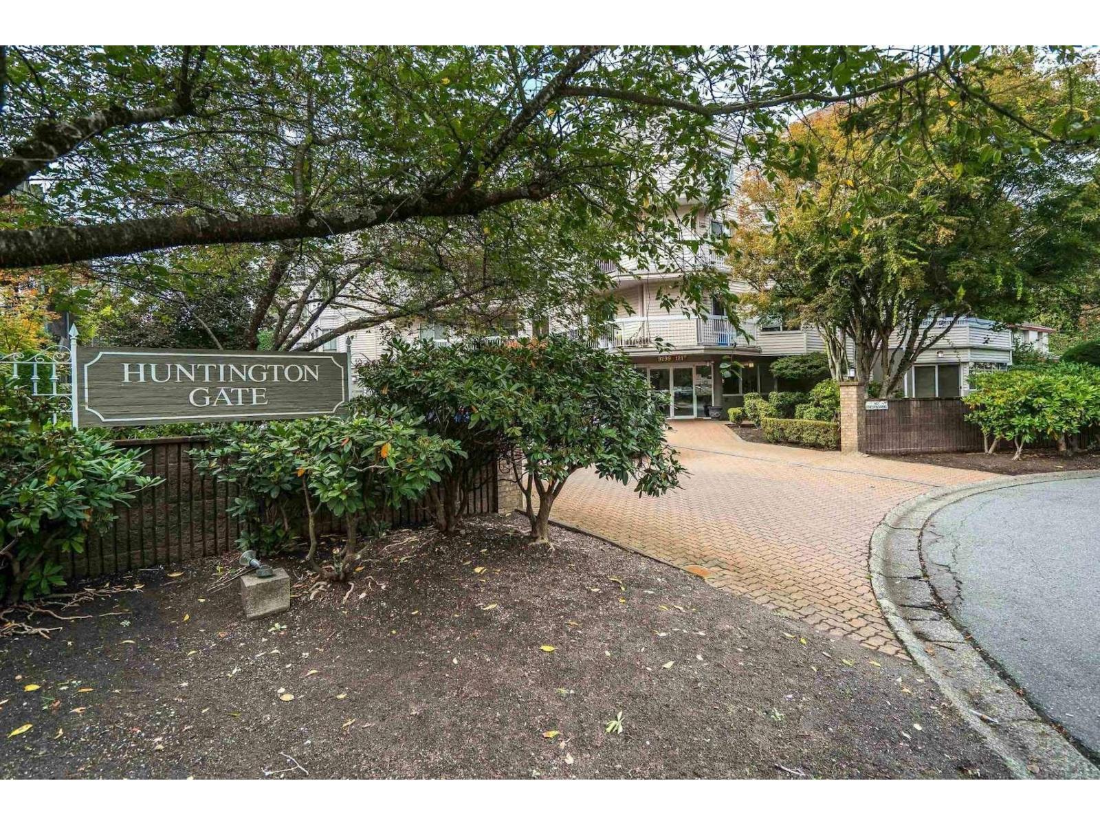 202 9299 121 Street, Surrey, British Columbia  V3V 7X8 - Photo 4 - R3070309