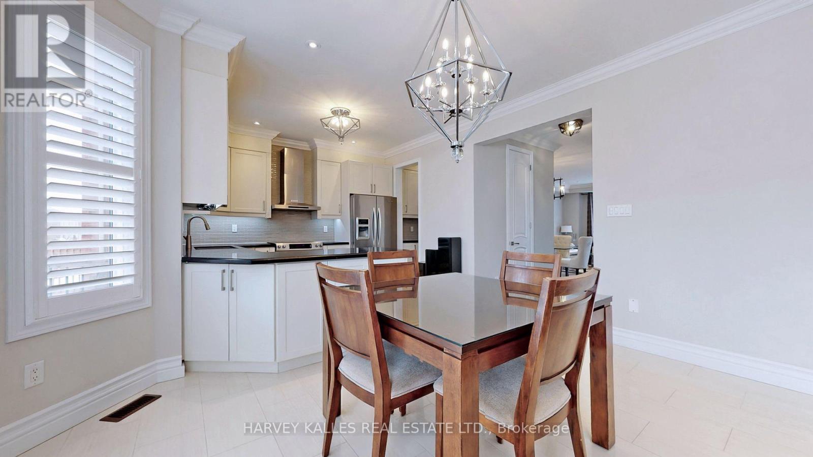 18 Shiner Drive, Richmond Hill, Ontario  L4E 0C3 - Photo 15 - N12609976