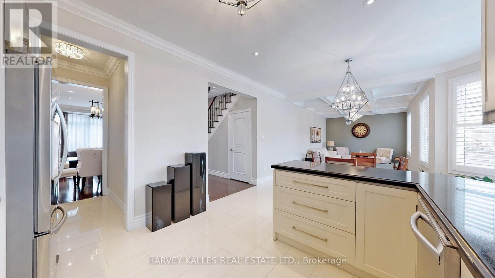 18 Shiner Drive, Richmond Hill, Ontario  L4E 0C3 - Photo 20 - N12609976