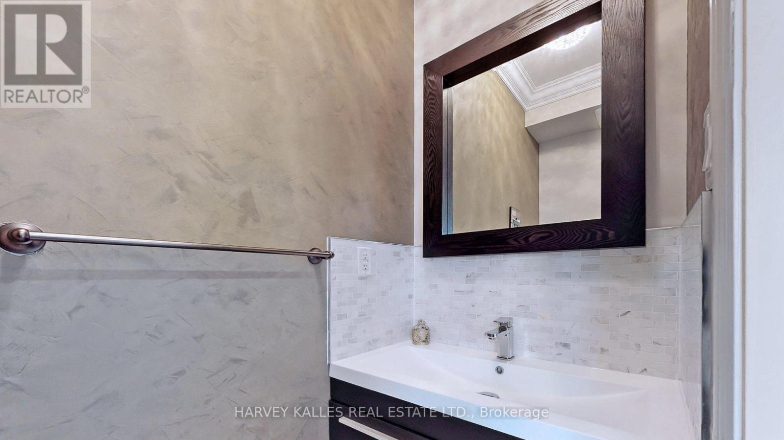 18 Shiner Drive, Richmond Hill, Ontario  L4E 0C3 - Photo 25 - N12609976