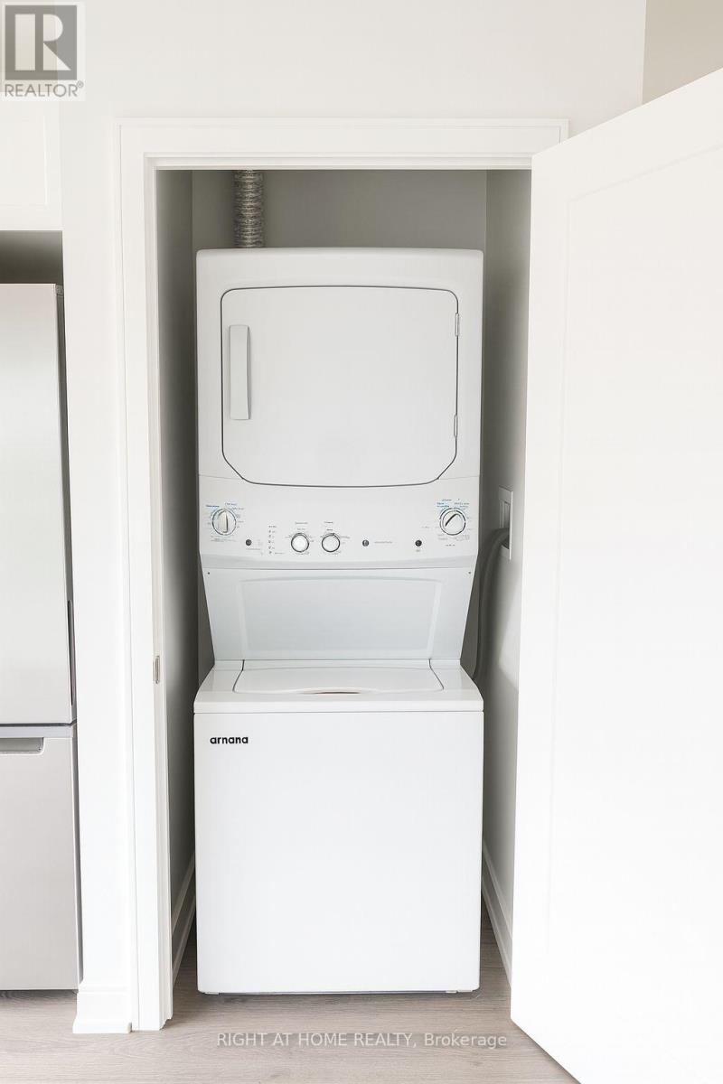 608 Tower A - 705 Davis Drive, Newmarket, Ontario  L3Y 0J2 - Photo 13 - N12610046