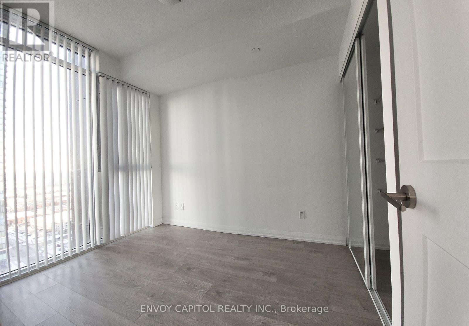 2411 - 7895 Jane Street, Vaughan, Ontario  L4K 0K2 - Photo 8 - N12610048