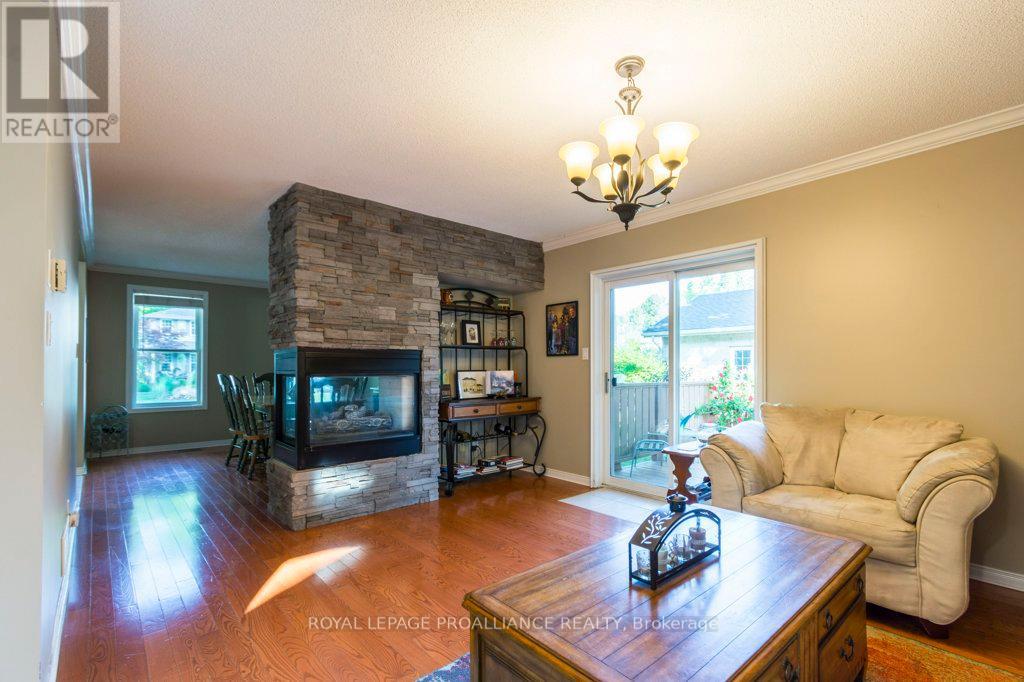 1 Simmons Court, Quinte West, Ontario  K8V 6M9 - Photo 10 - X12403000