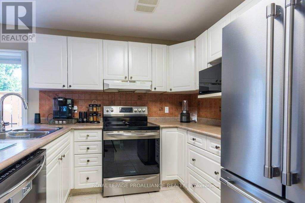 1 Simmons Court, Quinte West, Ontario  K8V 6M9 - Photo 13 - X12403000