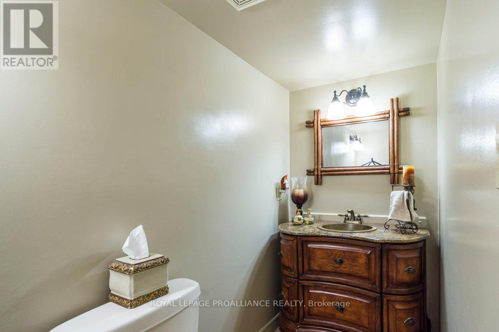 1 Simmons Court, Quinte West, Ontario  K8V 6M9 - Photo 35 - X12403000