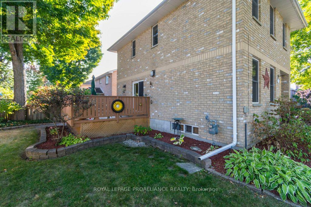 1 Simmons Court, Quinte West, Ontario  K8V 6M9 - Photo 37 - X12403000