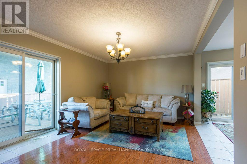 1 Simmons Court, Quinte West, Ontario  K8V 6M9 - Photo 9 - X12403000