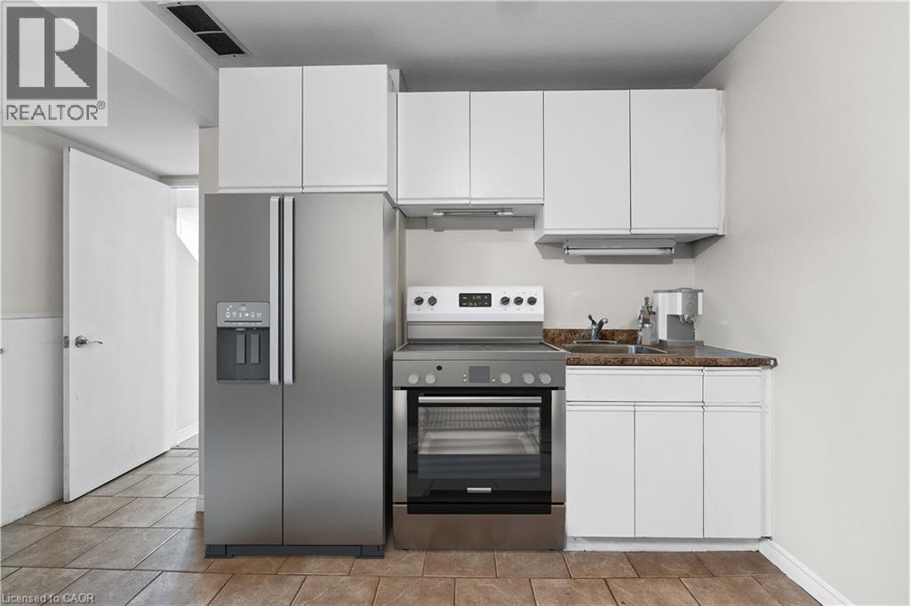 26 Woolwich Street, Kitchener, Ontario  N2K 1R9 - Photo 31 - 40792842