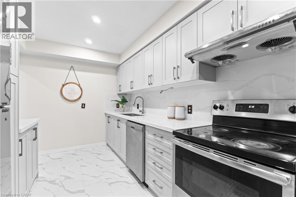 26 Woolwich Street, Kitchener, Ontario  N2K 1R9 - Photo 6 - 40792842