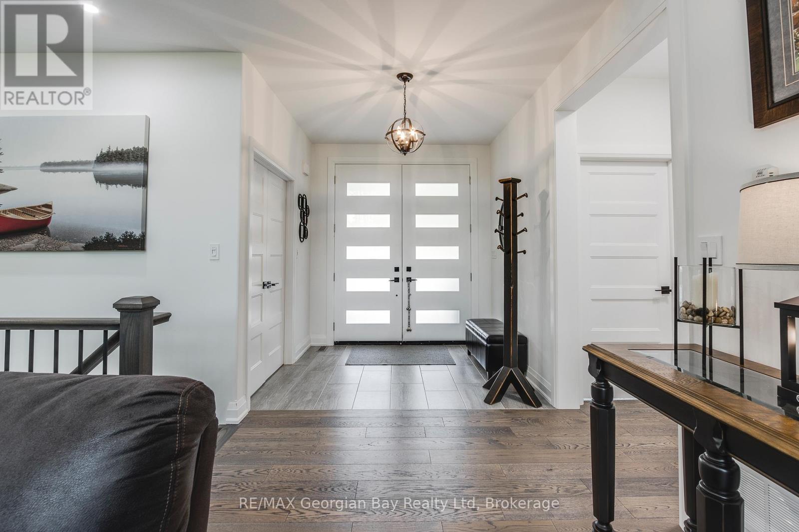 50 Windermere Circle, Tay, Ontario  L4R 0C3 - Photo 11 - S12610082