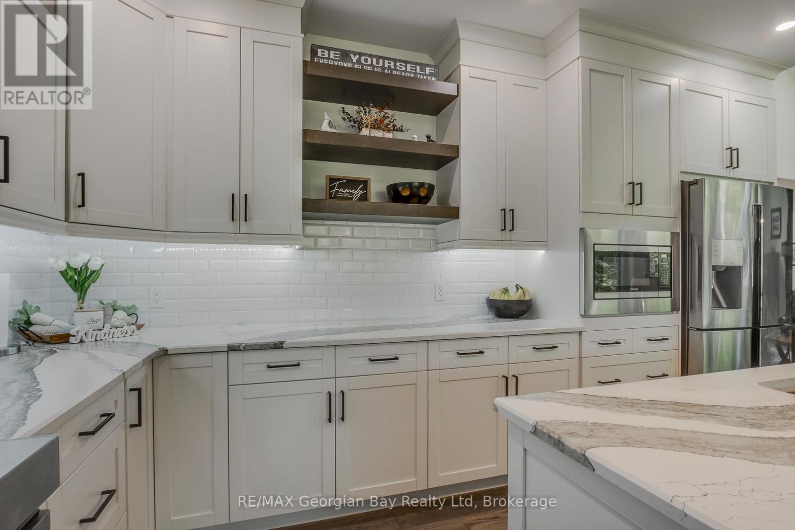 50 Windermere Circle, Tay, Ontario  L4R 0C3 - Photo 17 - S12610082