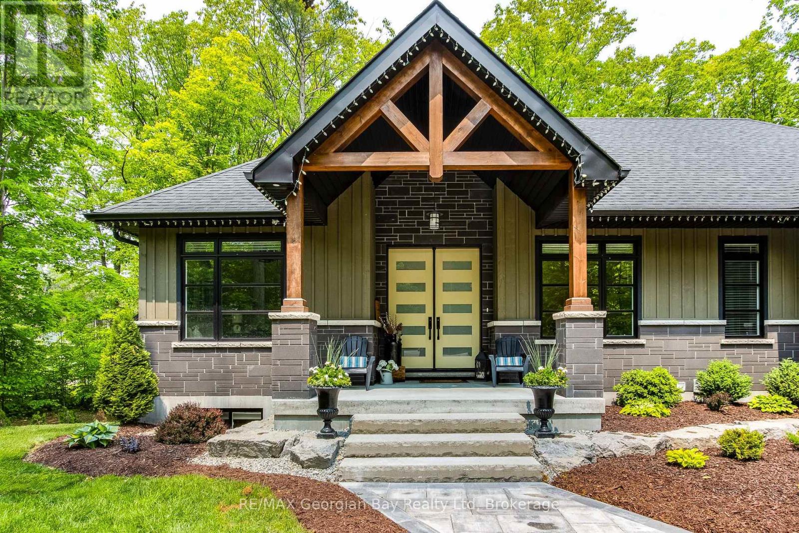 50 Windermere Circle, Tay, Ontario  L4R 0C3 - Photo 2 - S12610082