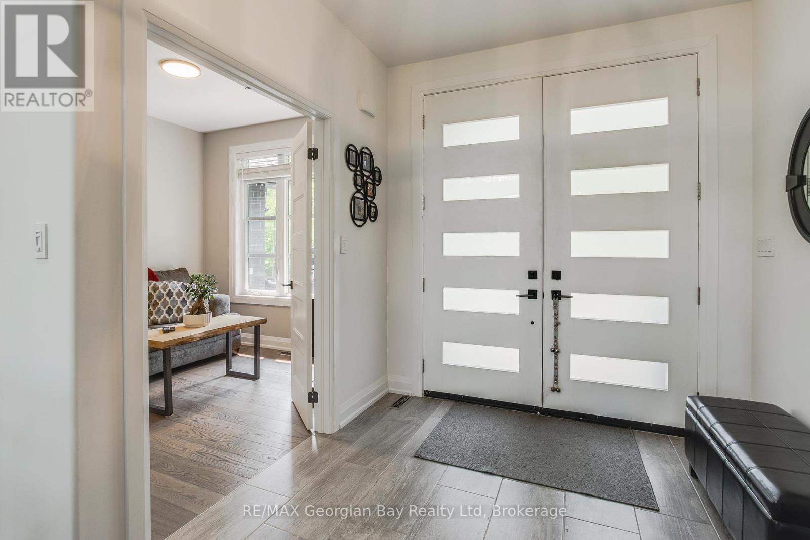 50 Windermere Circle, Tay, Ontario  L4R 0C3 - Photo 4 - S12610082