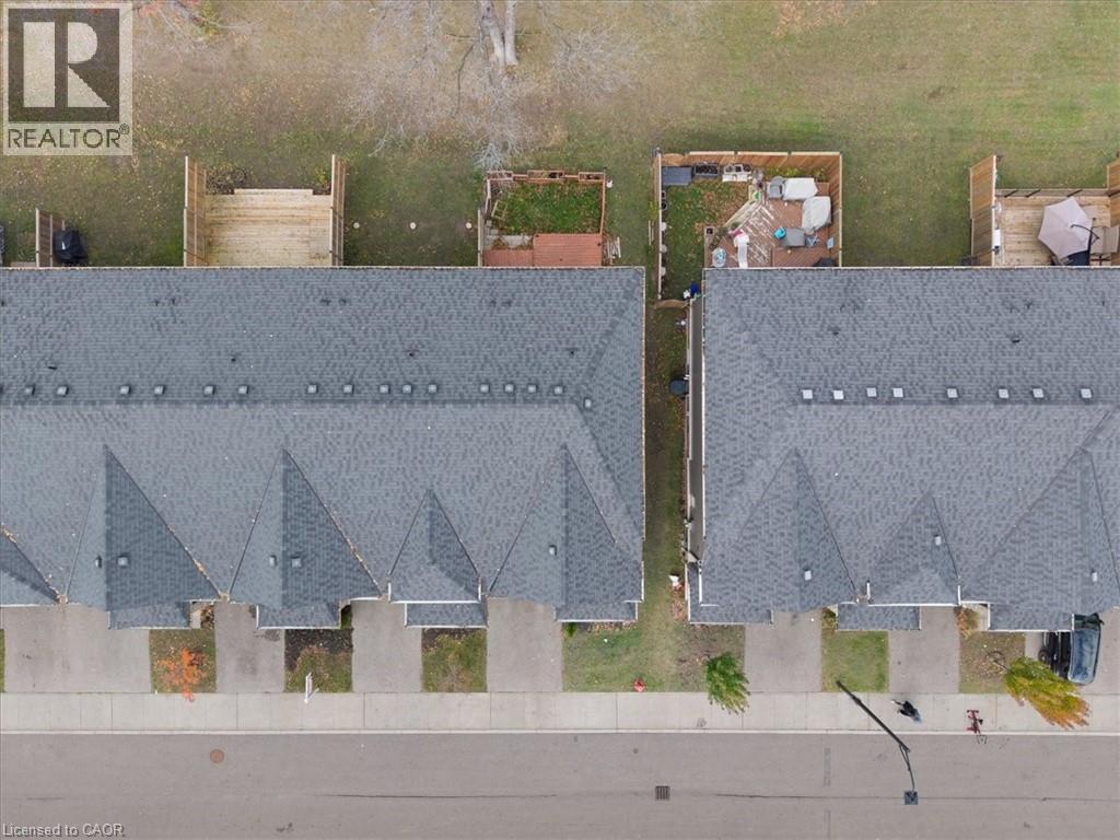 324 Equestrian Way Unit# 28, Cambridge, Ontario  N3E 0E2 - Photo 37 - 40792171