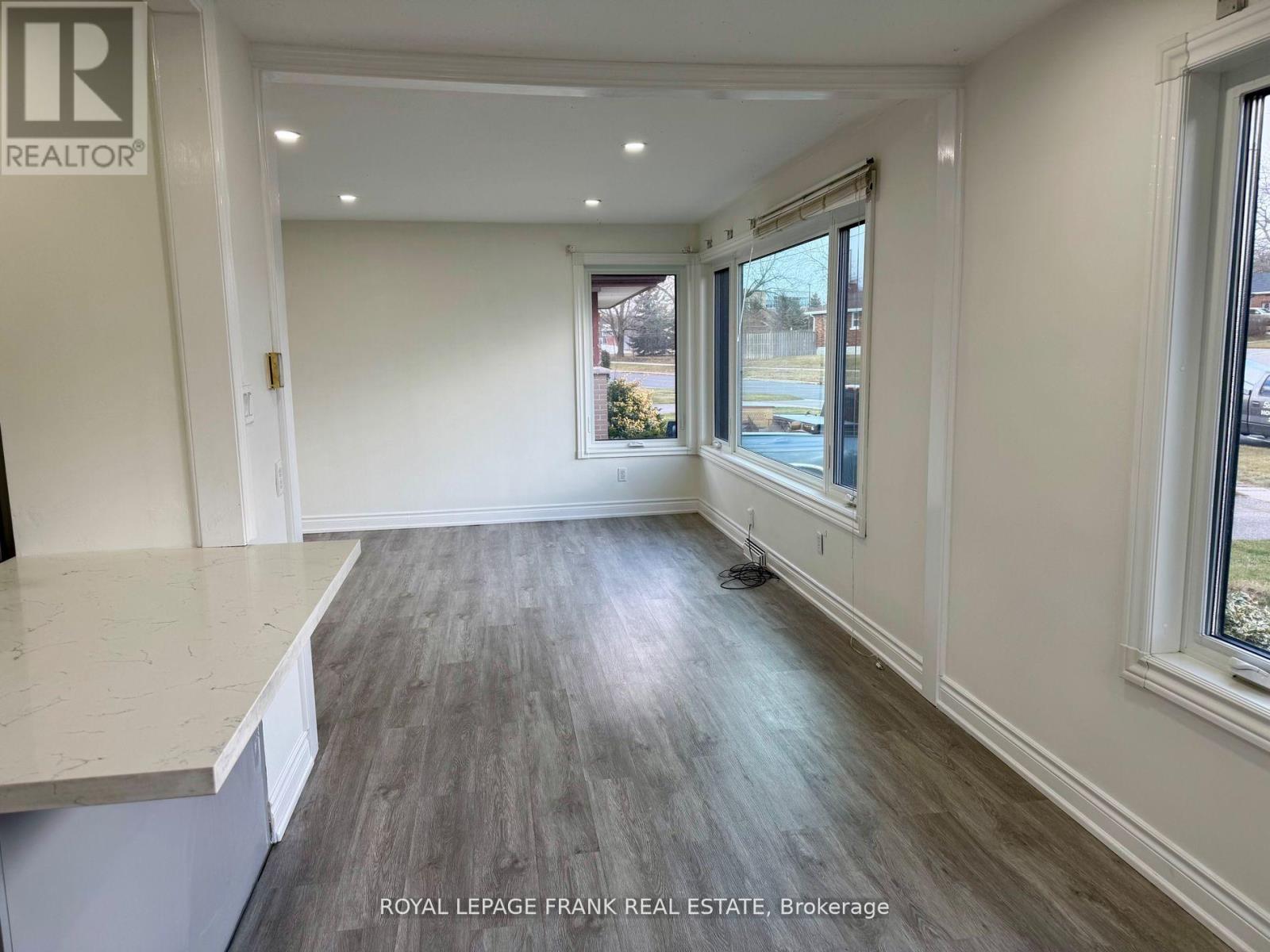 Main - 181 Southlawn Avenue, Oshawa, Ontario  L1H 3Y5 - Photo 3 - E12610078