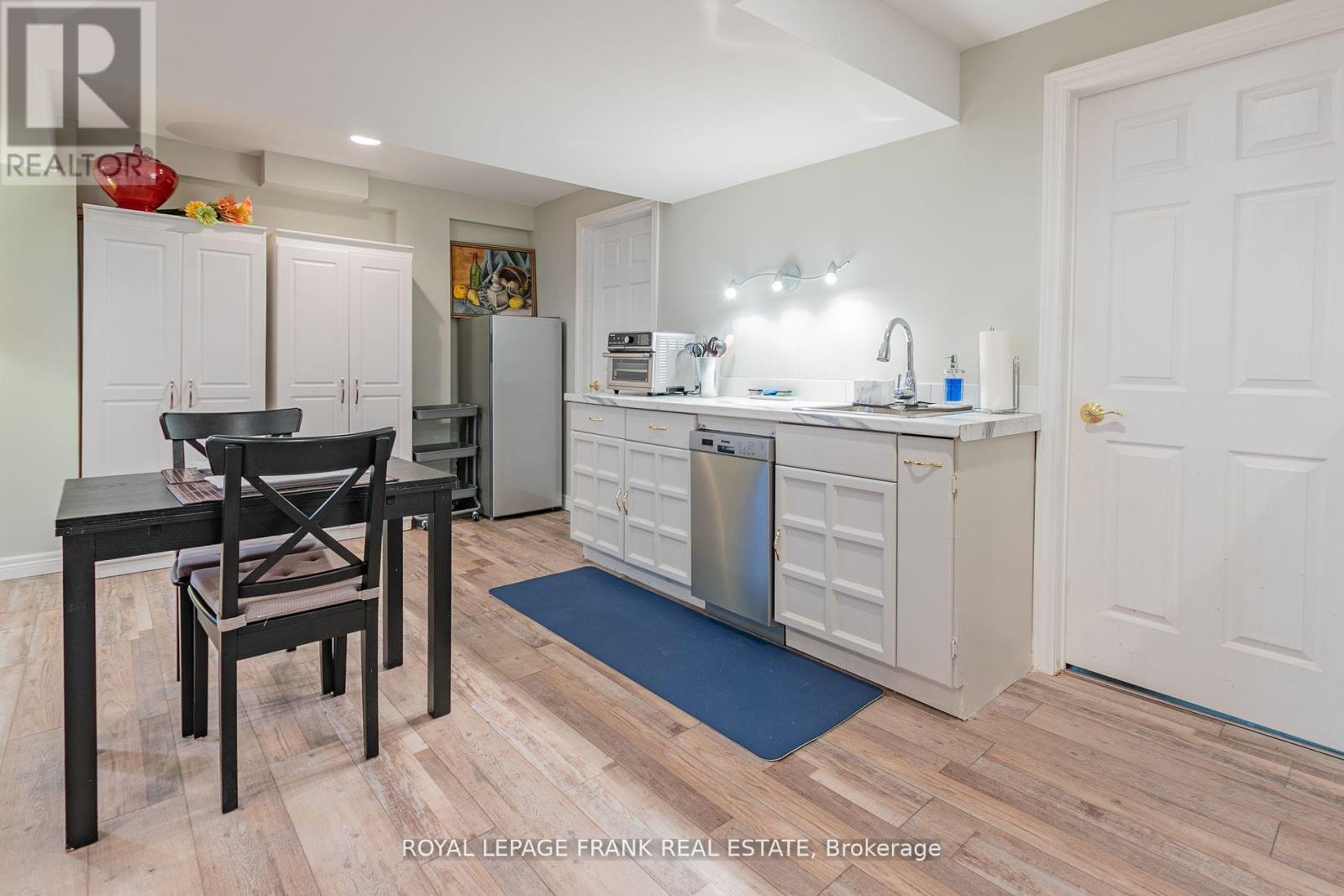 Bsmt - 253 Huntington Crescent, Clarington, Ontario  L1E 3J3 - Photo 2 - E12610136