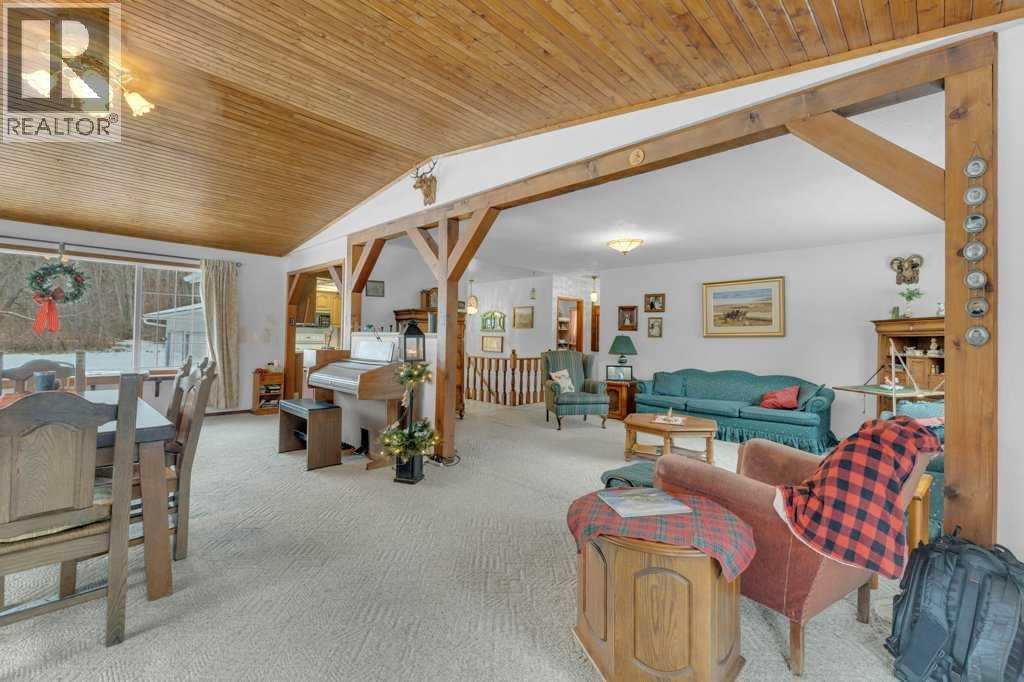 425016 Range Road 250, Rural Ponoka County, Alberta  T4J 1R4 - Photo 15 - A2273368