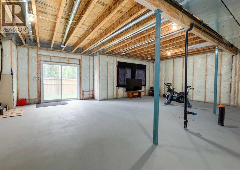 143 Yorkville Green Sw, Calgary, Alberta  T2X 4K1 - Photo 30 - A2265597