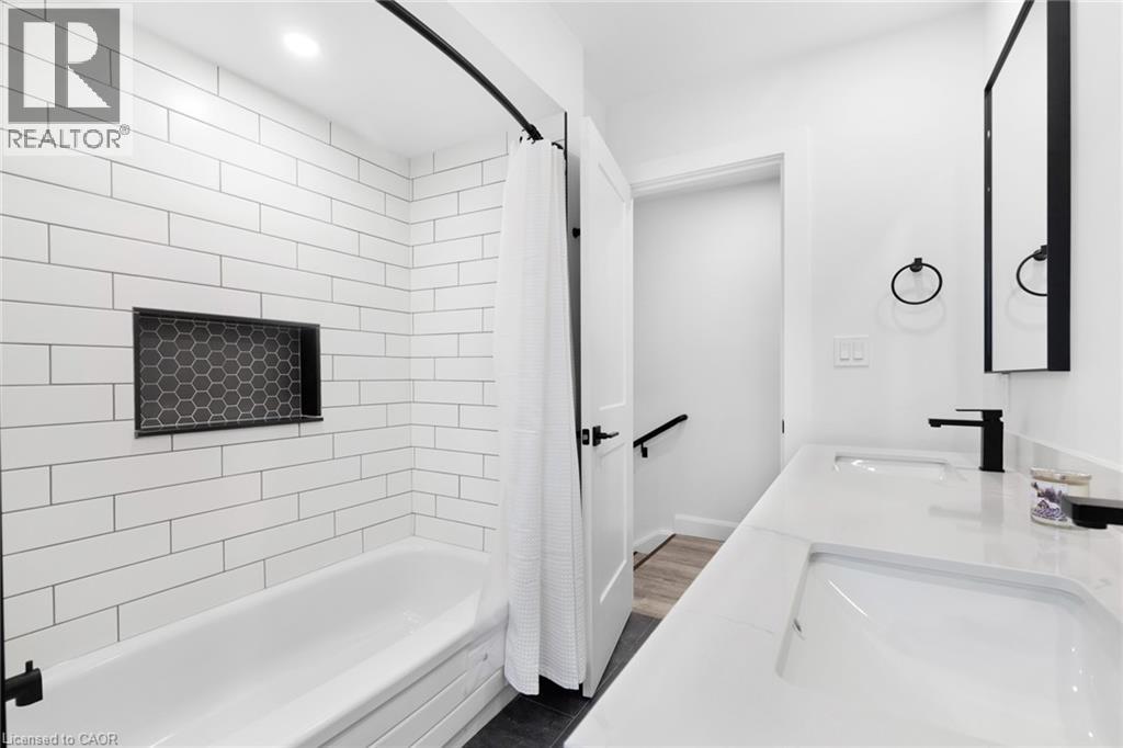 17 Church Street E, Delhi, Ontario  N4B 1T3 - Photo 26 - 40788699