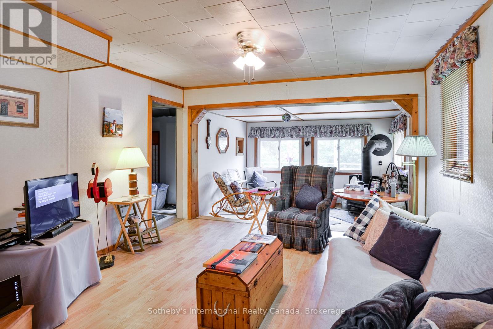 1079 Hewlitt Road, Muskoka Lakes, Ontario  P1L 1X4 - Photo 13 - X12610142