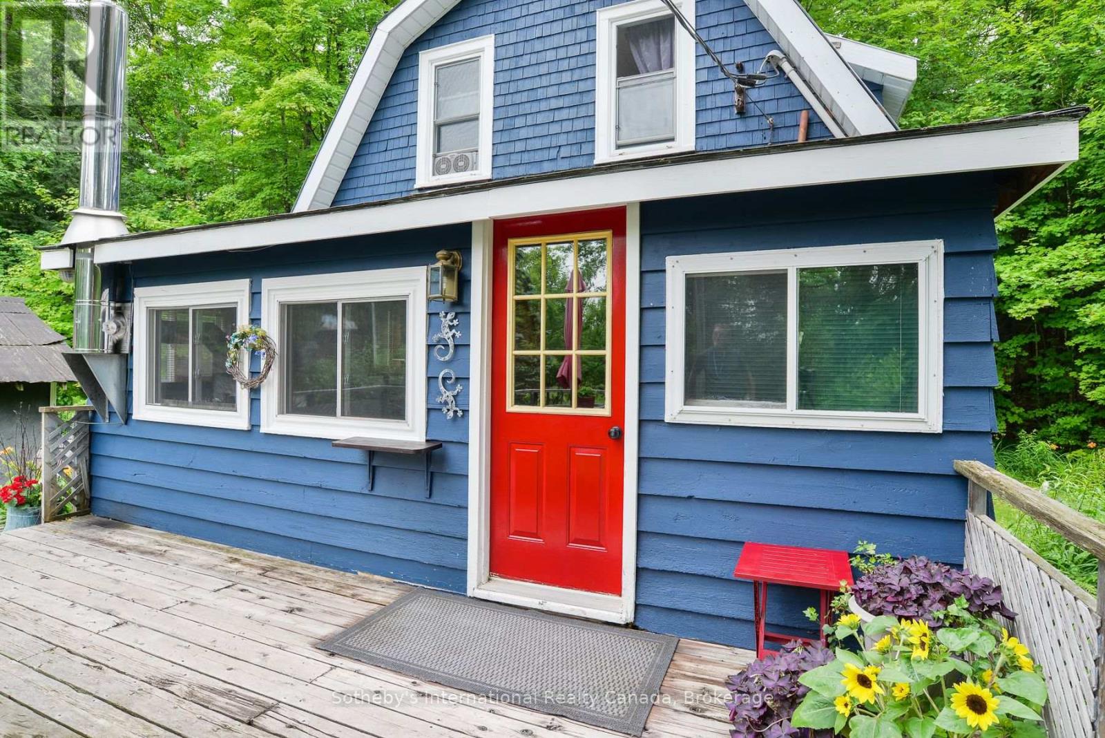 1079 Hewlitt Road, Muskoka Lakes, Ontario  P1L 1X4 - Photo 2 - X12610142