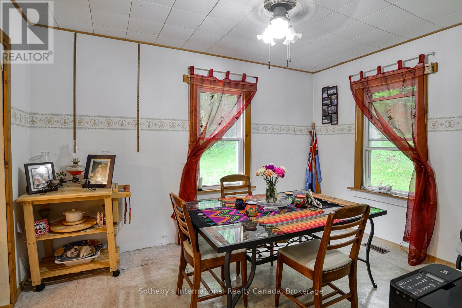 1079 Hewlitt Road, Muskoka Lakes, Ontario  P1L 1X4 - Photo 9 - X12610142