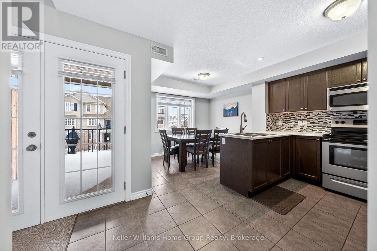 35b - 15 Carere Crescent, Guelph, Ontario  N1E 0K4 - Photo 10 - X12610158