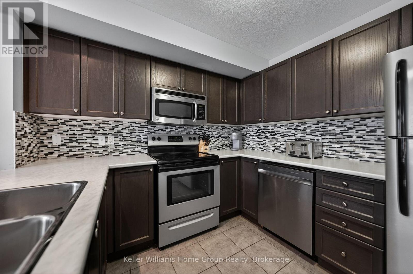 35b - 15 Carere Crescent, Guelph, Ontario  N1E 0K4 - Photo 14 - X12610158