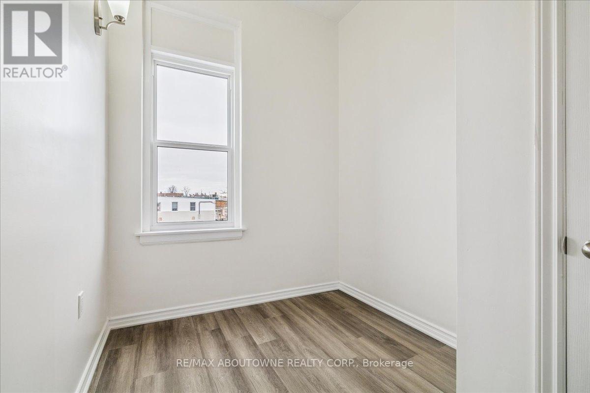 3 - 68 Peel Street, Norfolk, Ontario  N3Y 1S2 - Photo 7 - X12609968