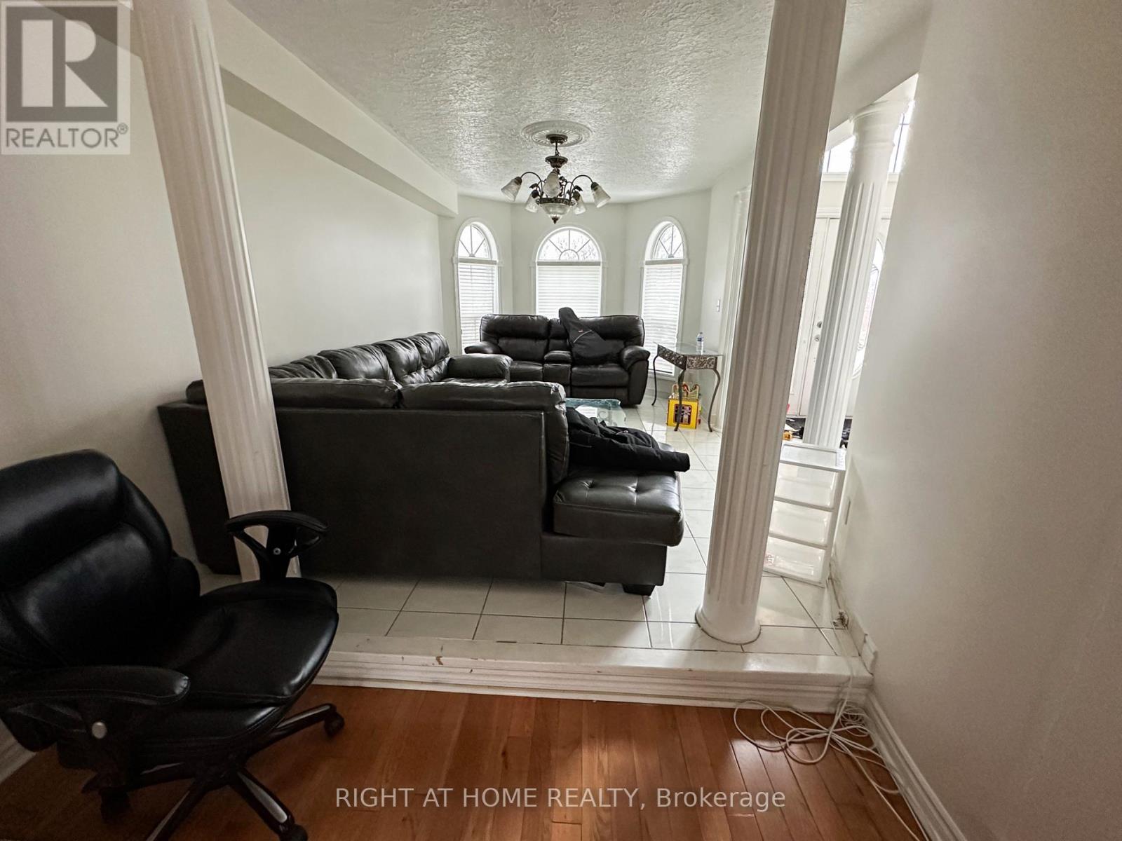 425 Kingsdale Avenue, Kingston, Ontario  K7M 7Z9 - Photo 6 - X12609974