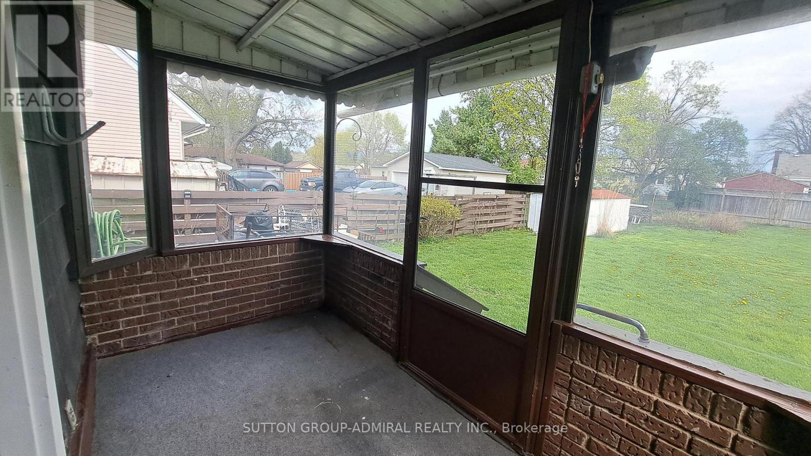 6319 Atlee Street, Niagara Falls (Arad/fallsview), Ontario  L2G 2W4 - Photo 11 - X12609992