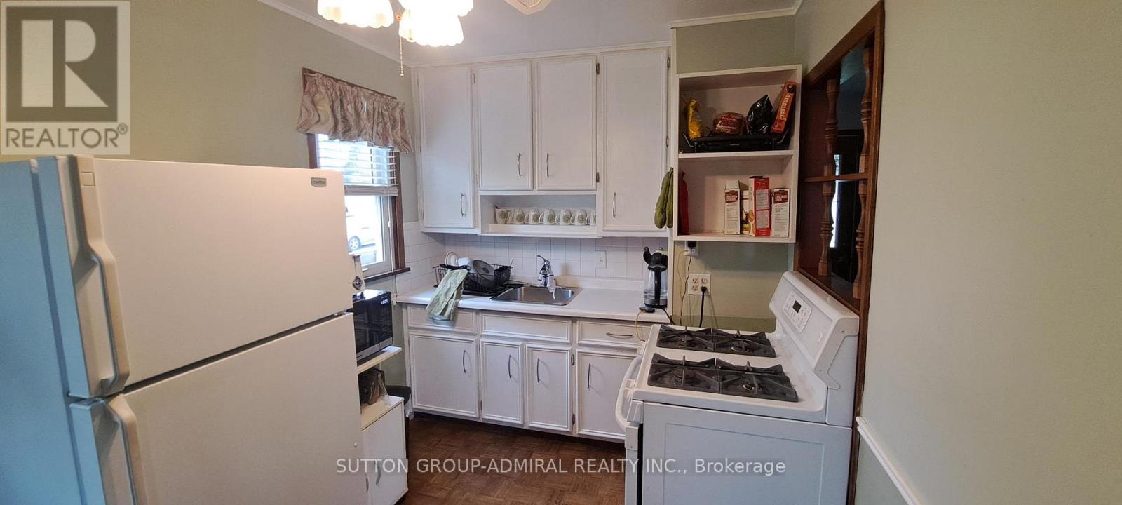 6319 Atlee Street, Niagara Falls (Arad/fallsview), Ontario  L2G 2W4 - Photo 5 - X12609992