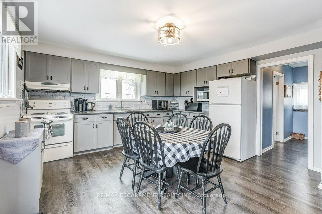 9188 Dickenson Road W, Hamilton, Ontario  L0R 1W0 - Photo 12 - X12609994