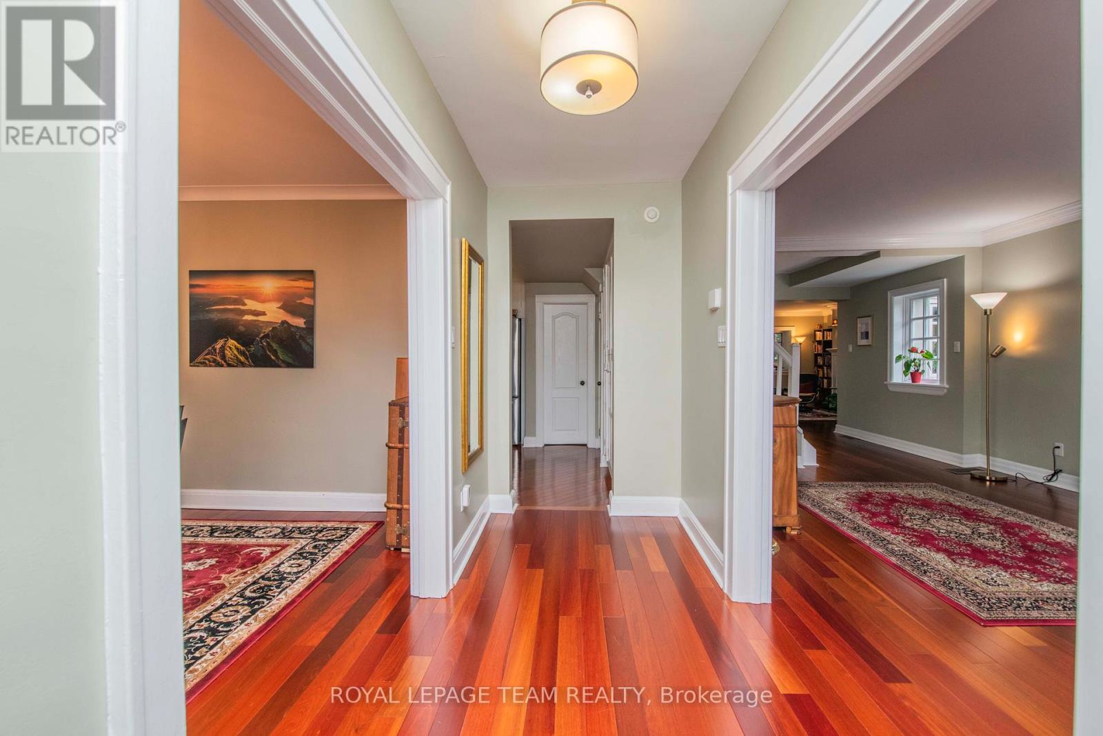 60 Goulburn Avenue, Ottawa, Ontario  K1N 8C8 - Photo 5 - X12610208