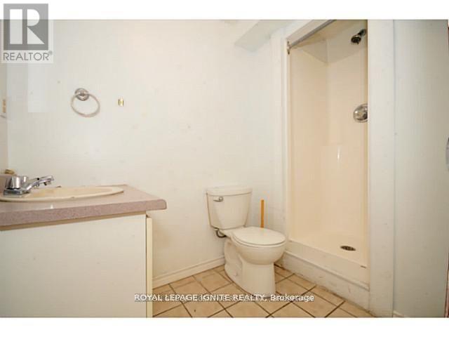 Room #1 - 65 Hickling Trail, Barrie, Ontario  L4M 5S8 - Photo 4 - S12609924