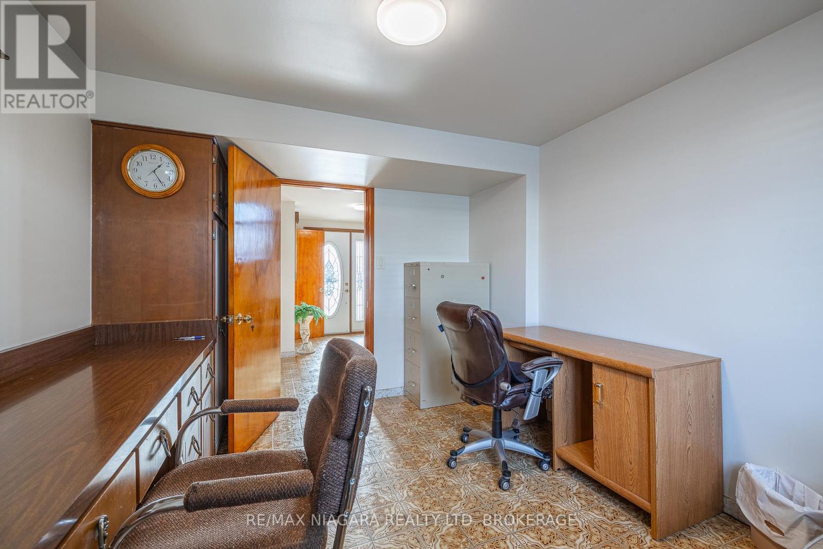 5923 Keith Street, Niagara Falls, Ontario  L2J 1J8 - Photo 10 - X12610186