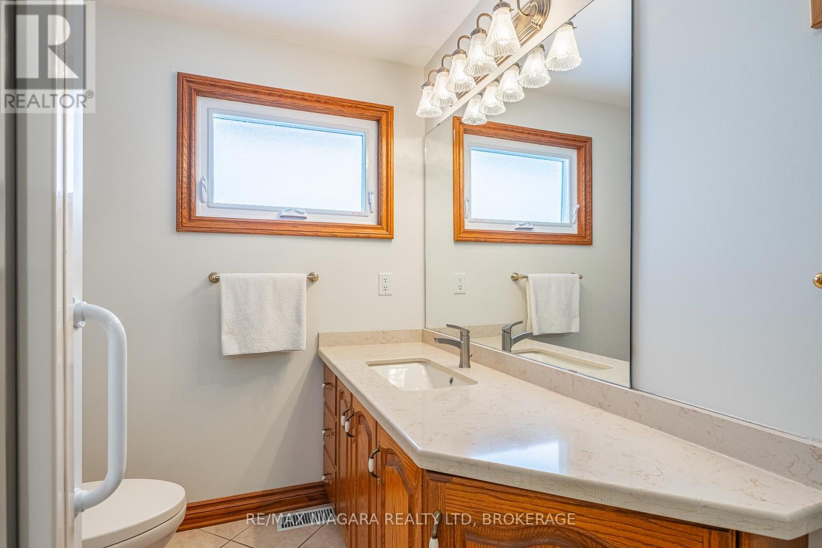 5923 Keith Street, Niagara Falls, Ontario  L2J 1J8 - Photo 30 - X12610186