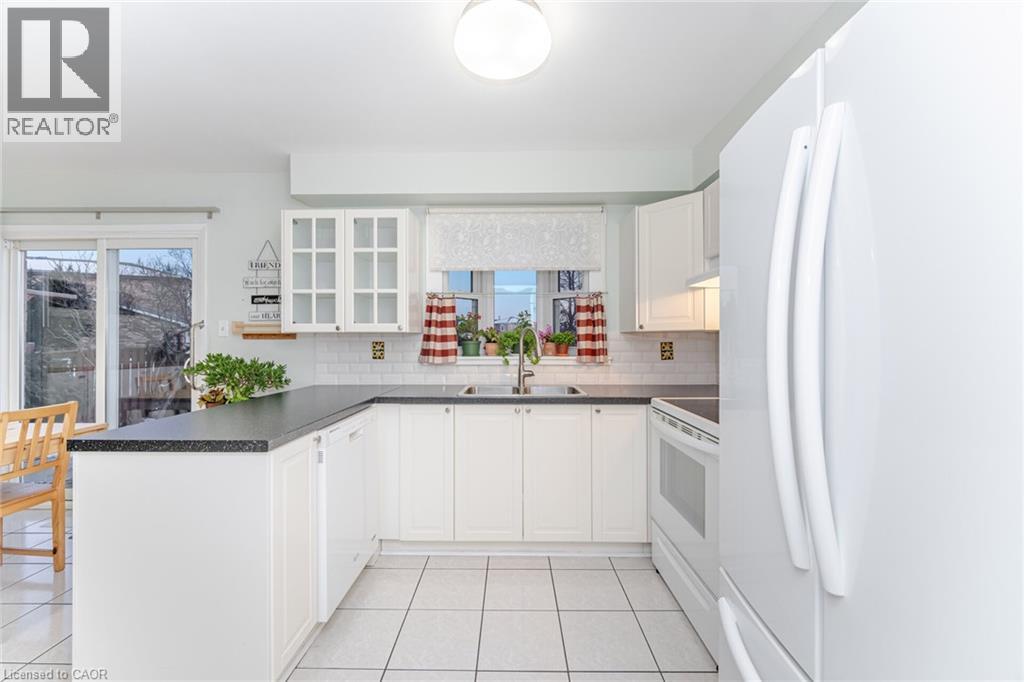 93 Wildercroft Avenue, Brampton, Ontario  L6V 4G6 - Photo 5 - 40792777