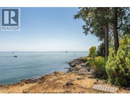 1251 FAIRWEATHER ROAD, Bowen Island, British Columbia