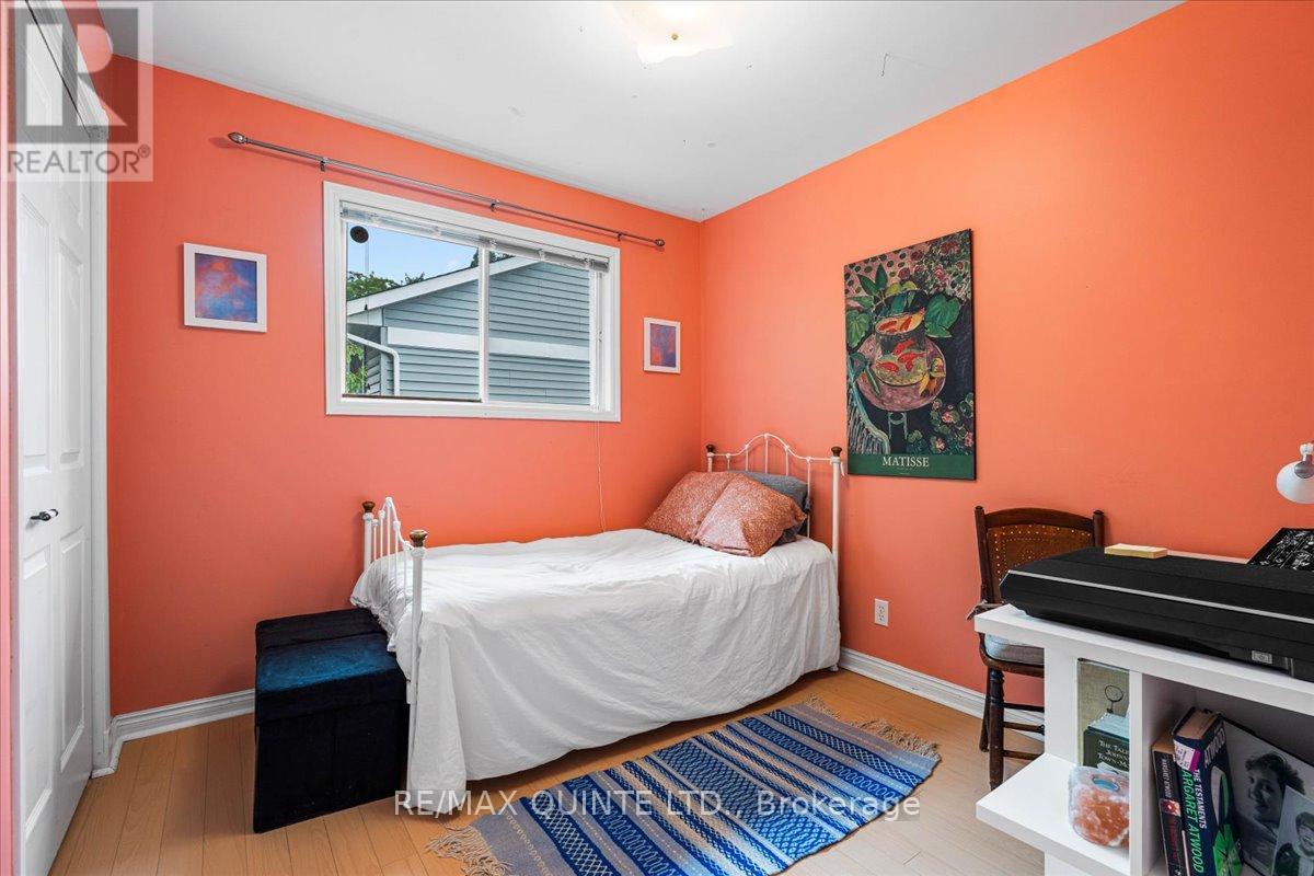 57 Kensington Crescent, Belleville, Ontario  K8P 4T4 - Photo 23 - X12294507