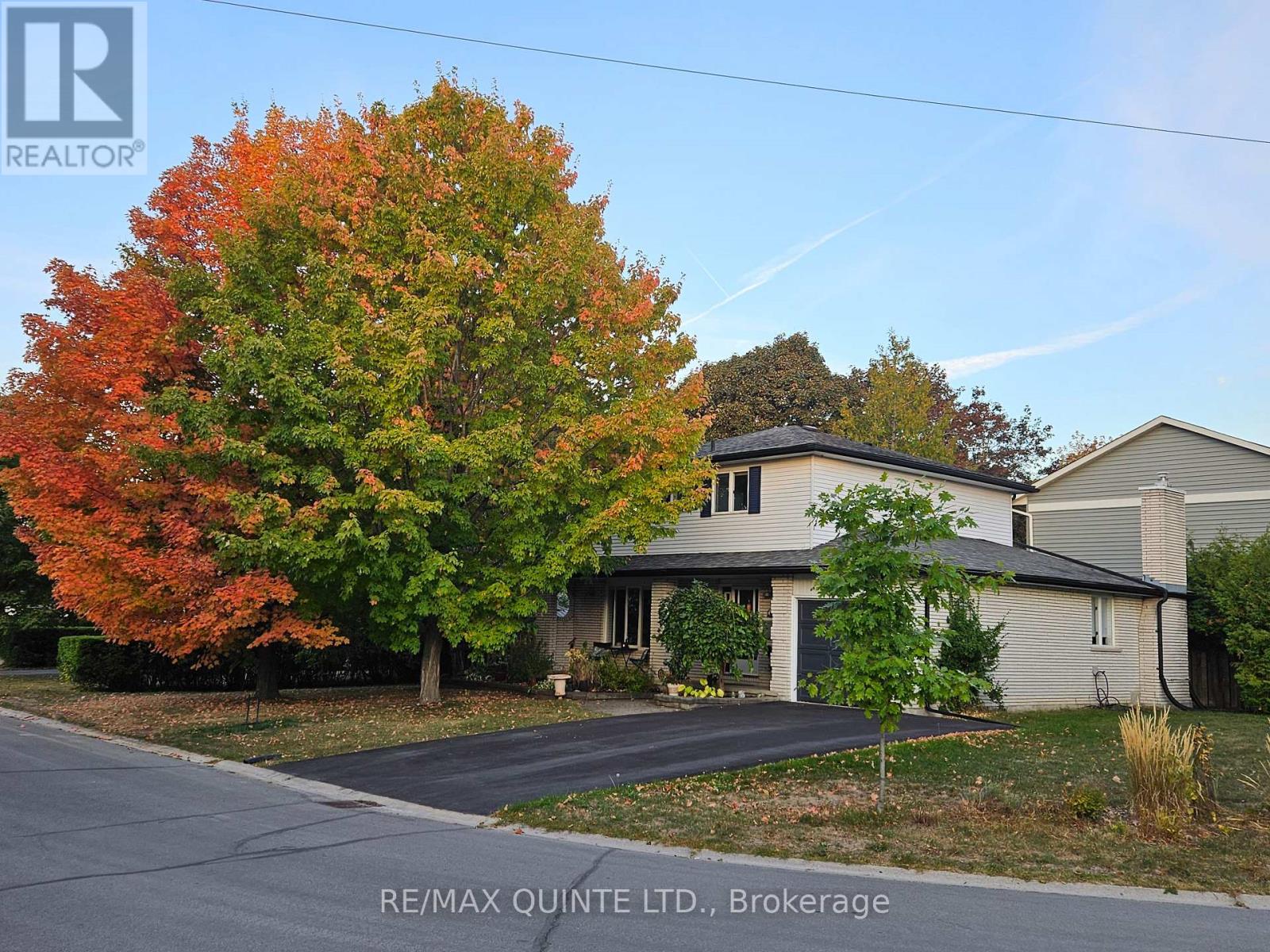 57 Kensington Crescent, Belleville, Ontario  K8P 4T4 - Photo 4 - X12294507