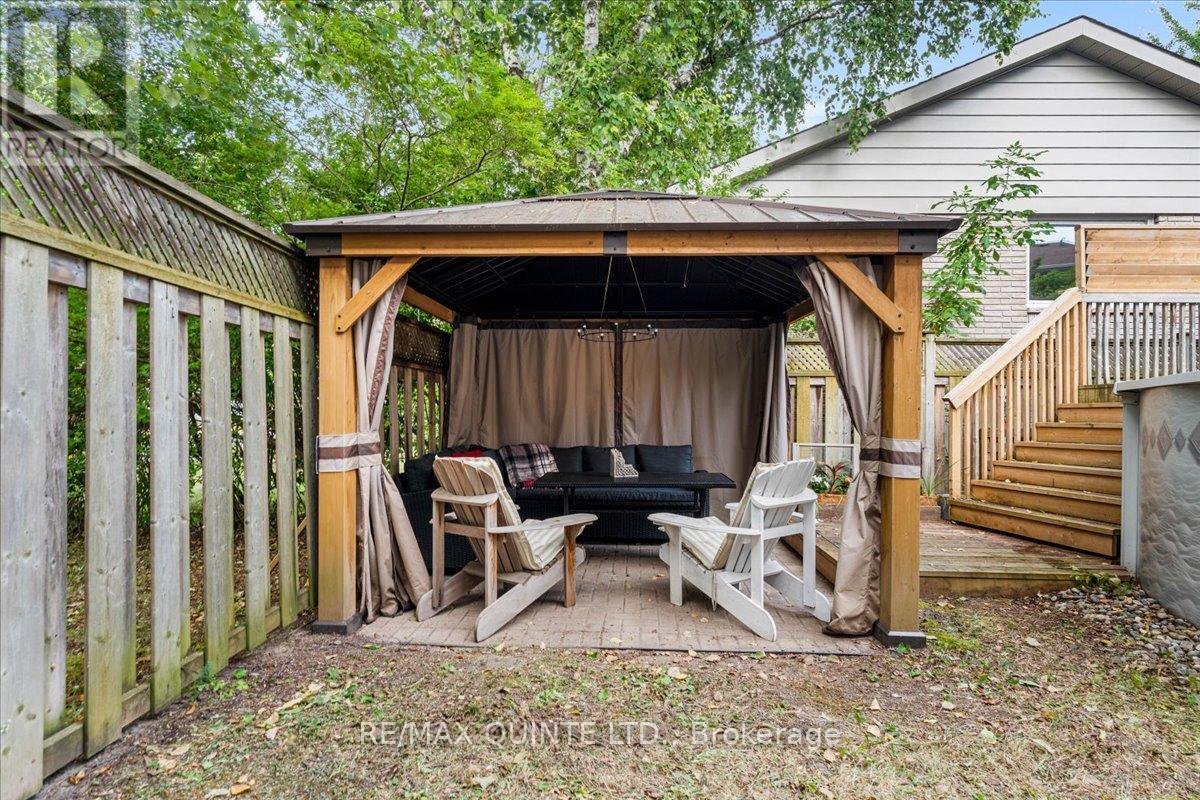 57 Kensington Crescent, Belleville, Ontario  K8P 4T4 - Photo 46 - X12294507